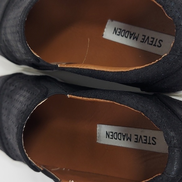 Steve Madden Valene Slip On - Picture 6 of 6